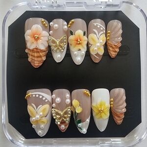 3D Butterfly & Floral Almond Press On Nails - Gold & Pearl Charms - Size Medium